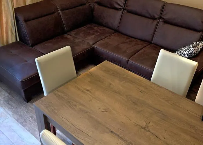 Hanna شقة بالاتوليلّي