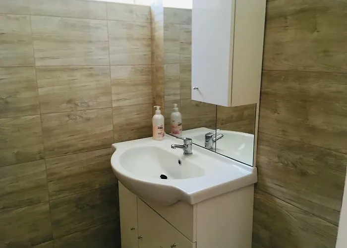 Hanna بالاتوليلّي